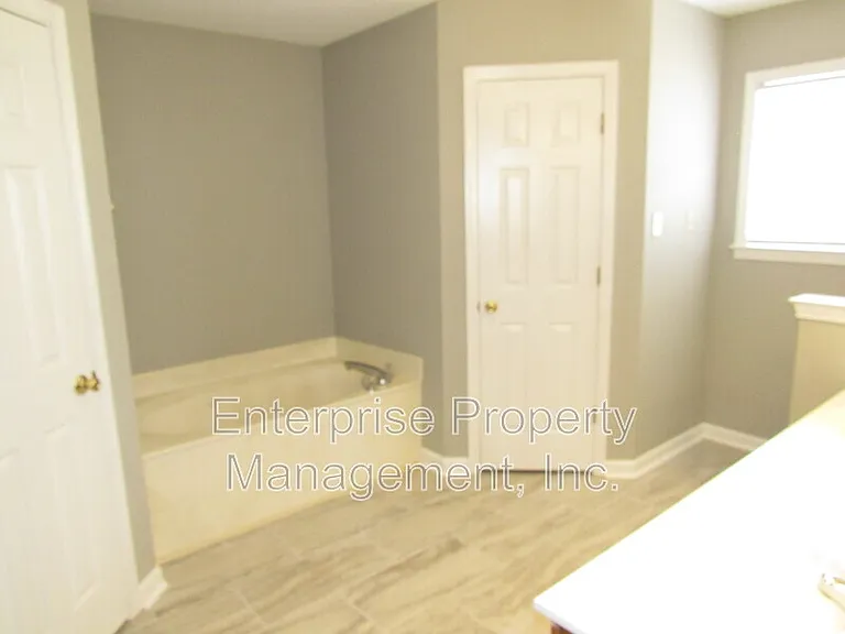 7037 Meadowlands Pl — Photo 12