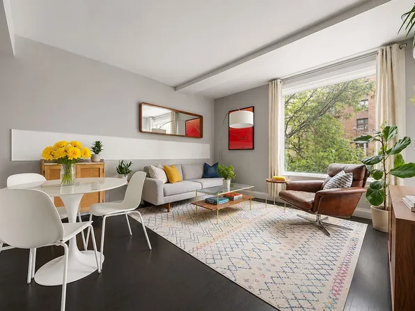 34 Crooke Ave APT 2A, Brooklyn, NY 11226
