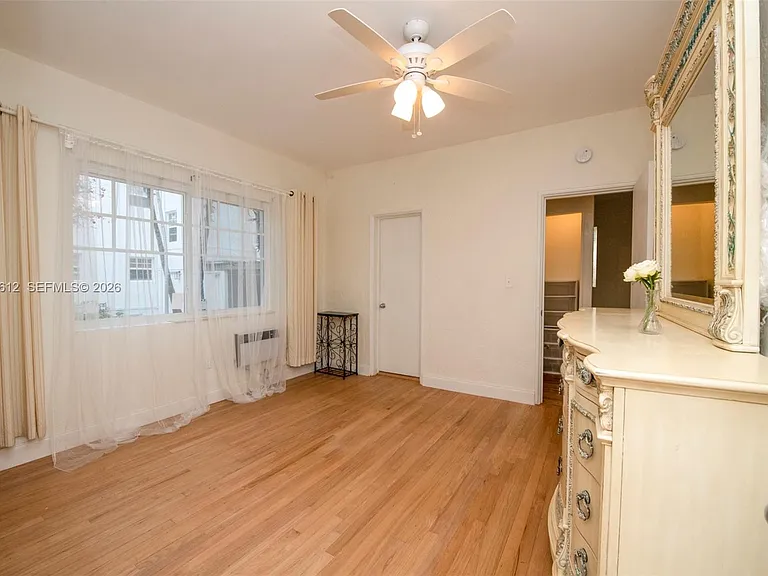 2463 Pine Tree Dr #3 — Photo 17