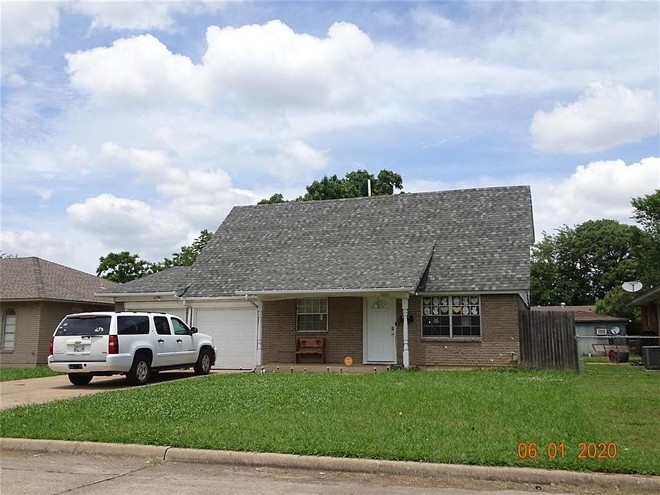 2nd image of 1005 NW 7th St