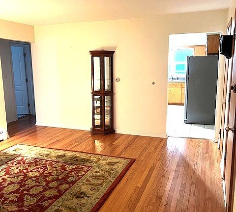 5th image of 33 S Madison Ave APT 1B