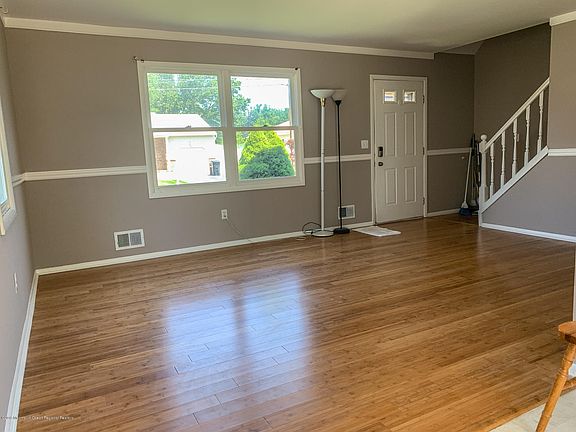 4th image of 2019 Ravenwood Dr