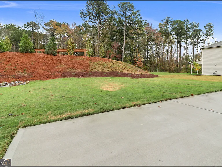 127 Vivian Ln — Photo 44