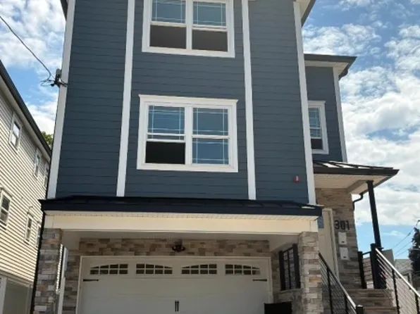 301 Chilton St, Elizabeth City, NJ 07208