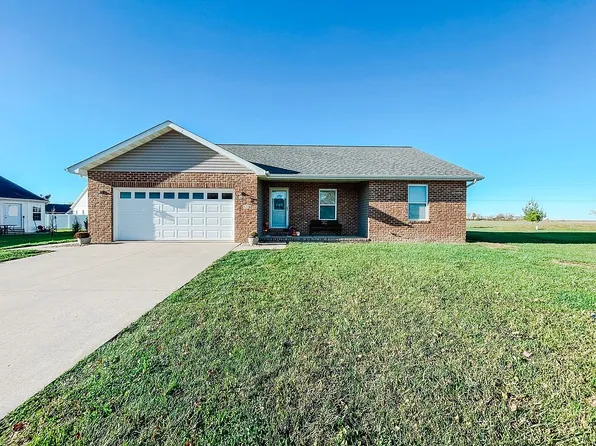 321 Rosewood Ln, Aviston, IL 62216