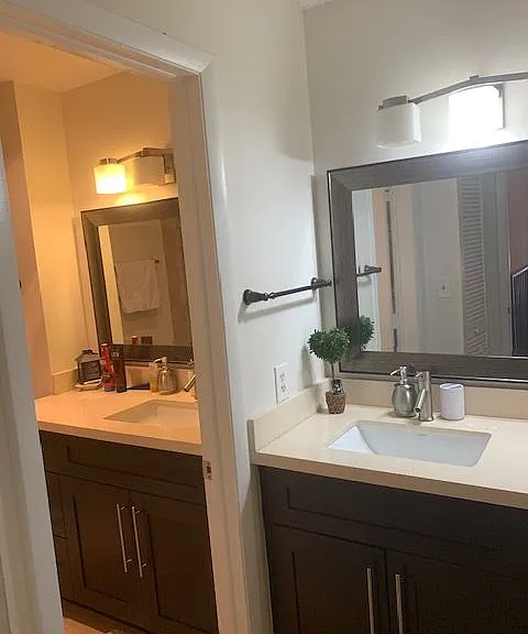 13285 NW 6th Pl — Photo 2