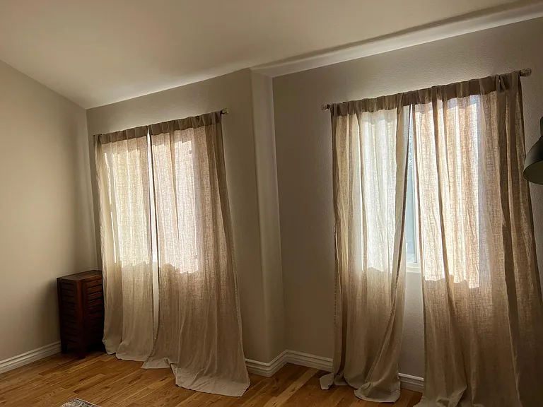 Pine Ave — Photo 11