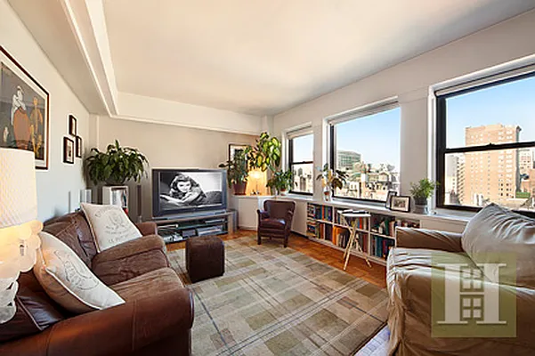 Sold by Halstead Real Estate | media 27