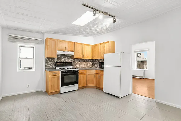 Rented by Compass | media 1