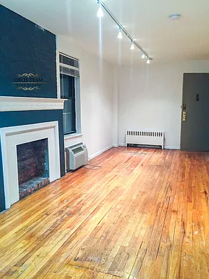 Rented by City Connections Realty | media 27