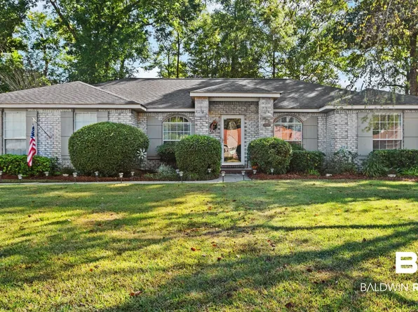10702 Mahogany Ln, Lillian, AL 36549