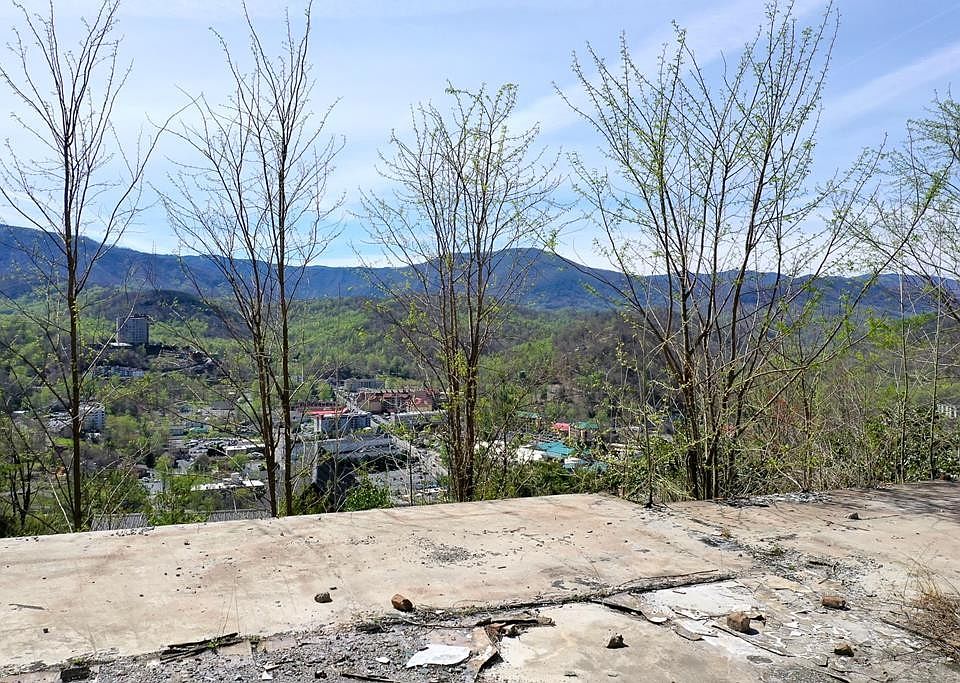 1st image of 507 Campbell Lead Rd Lot B