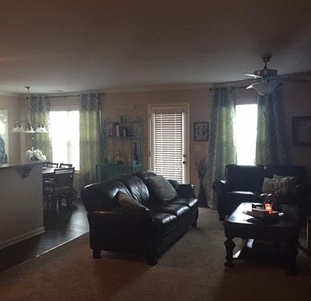 3rd image of 5837 Bradshaw Ct