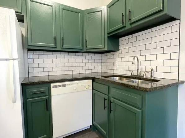 1023 Grand Ave #7, Saint Paul, MN 55105