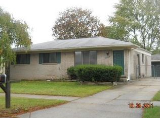 39821 Fox Valley Dr, Canton, MI 48188