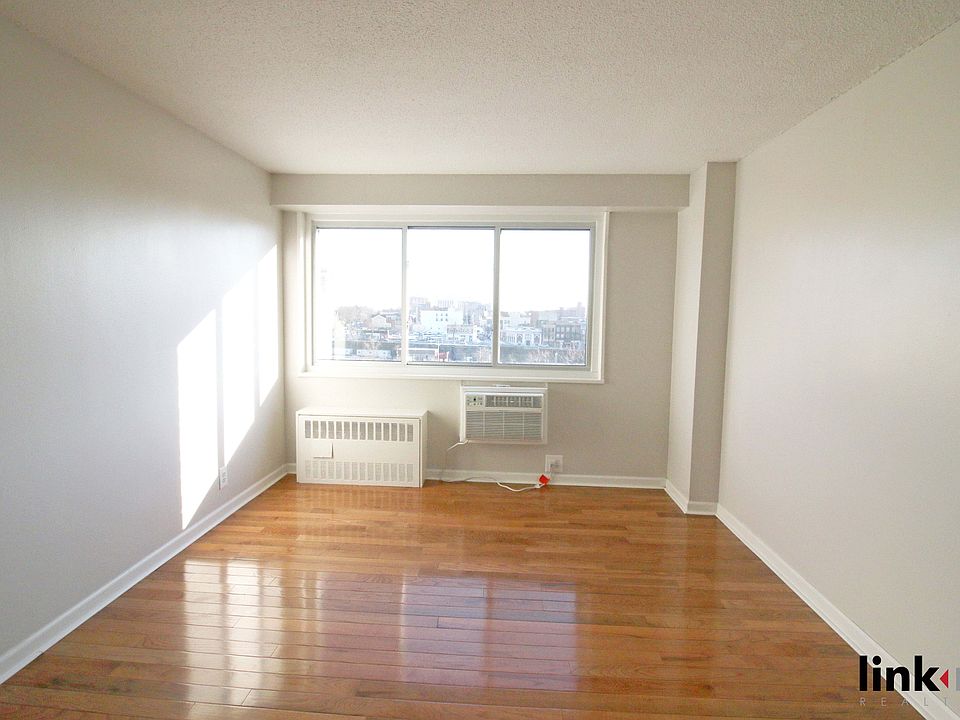 1st image of 40 E Sidney Ave APT 7G