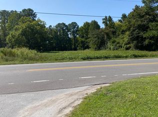 617 Cherry Run Rd, Washington, NC 27889