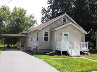 410 W Howard St, Durand, IL 61024