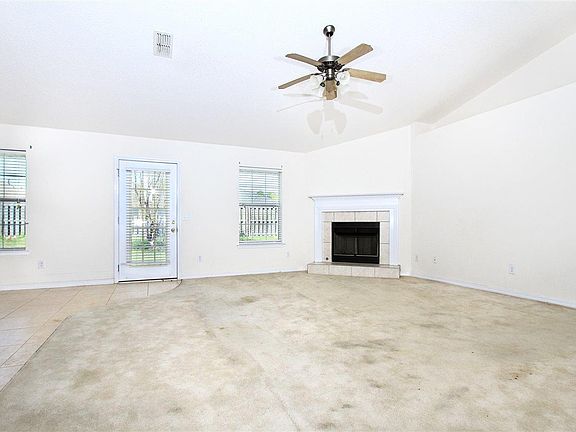 3rd image of 2147 Stennis Dr