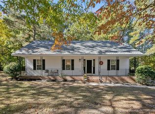 386 Forest Woods Dr, Raeford, NC 28376