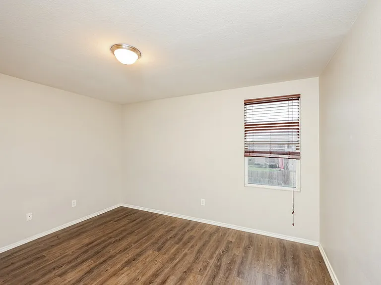 3032 Picket Fence Dr — Photo 15