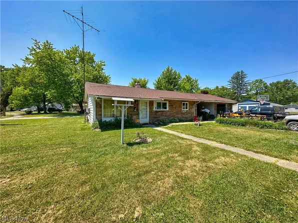 1606 Sweetbrier St SW, Warren, OH 44485