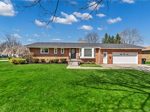 149 6th Ave, Lancaster, NY 14086