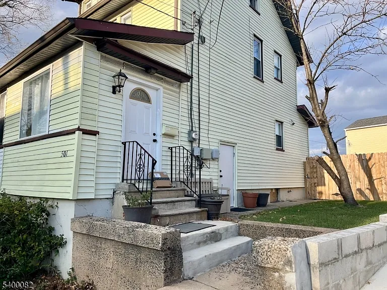 501 Centennial Ave — Photo 23