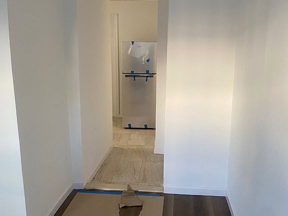 4th image of 247 Quincy Ave #0