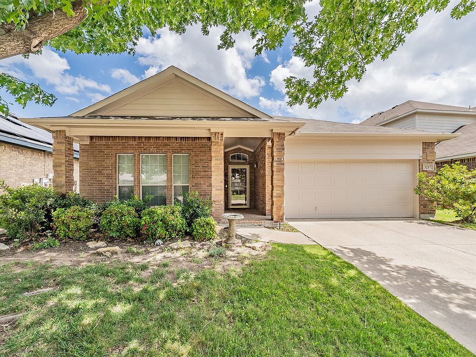 1st image of 3217 Florian Ln