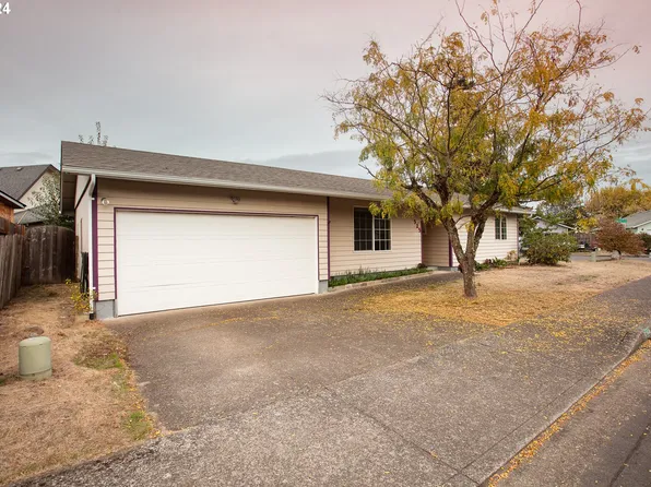 525 Tracy Pl, Junction City, OR 97448