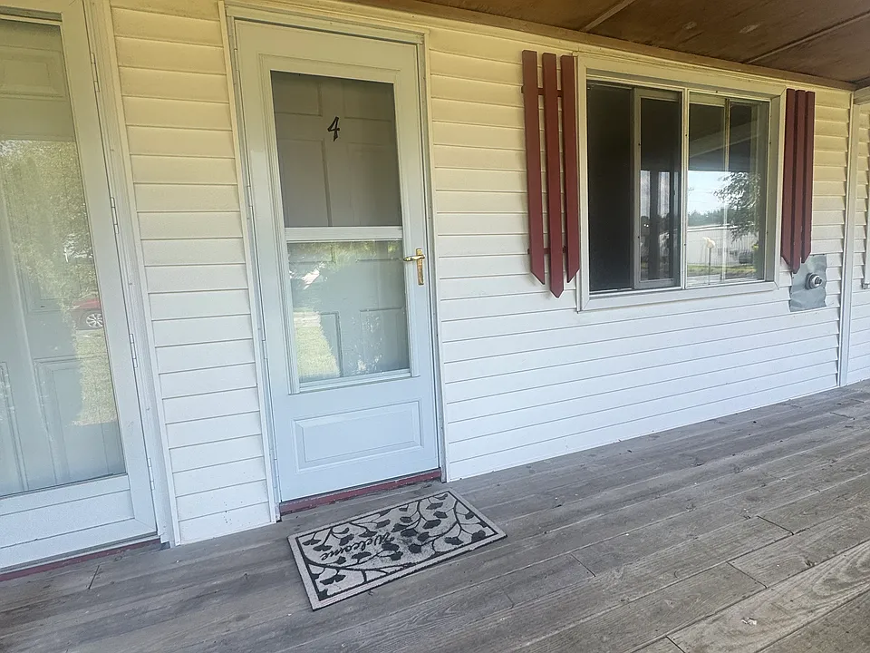 2667 Cranberry Hwy #4