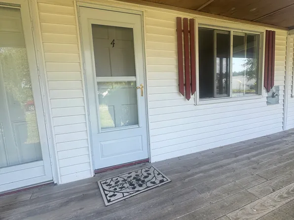 2667 Cranberry Hwy APT 4, Wareham, MA 02571
