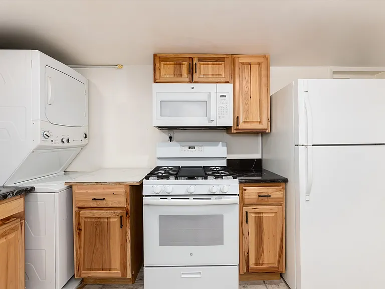 735 Colorado Blvd — Photo 12
