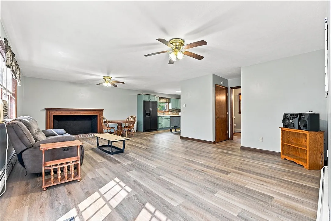 1 bed, 950 sqft, $850 — Photo 3