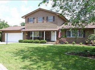 427 Kent Ct, Valparaiso, IN 46385