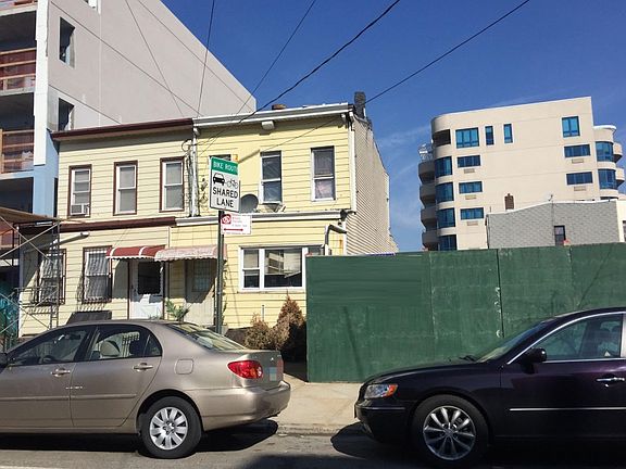 3rd image of 1451 31st Ave