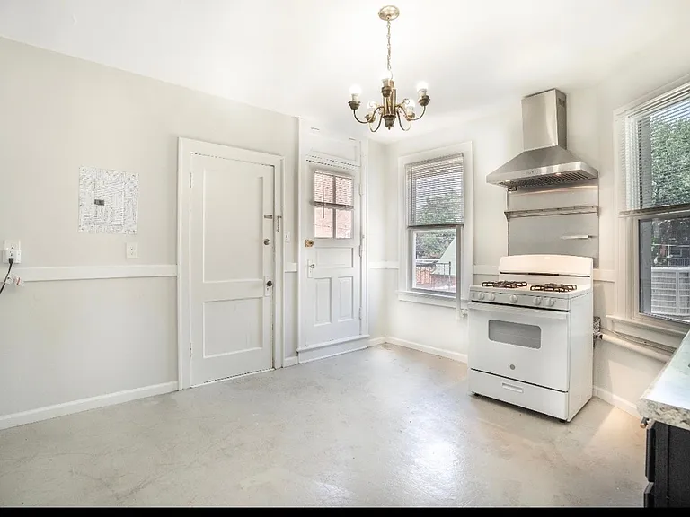4419 S Kingshighway Blvd — Photo 15