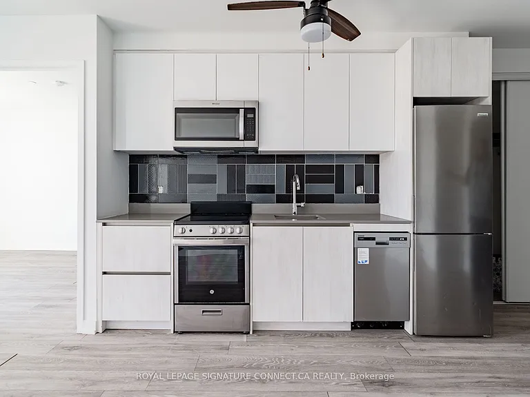 3100 Keele St #423 — Photo 2