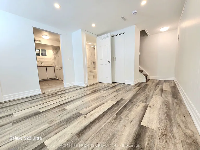 764 Gorham St #BASEMENT — Photo 7