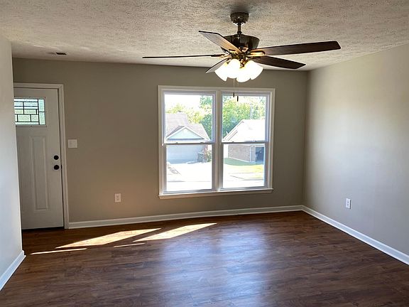 4th image of 3865 Grassy Creek Dr