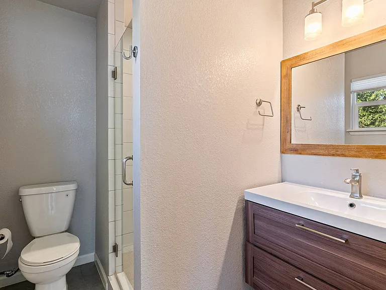 5708 Blythewood Dr — Photo 12