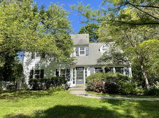 286 Midvale St, Ridgewood, NJ 07450