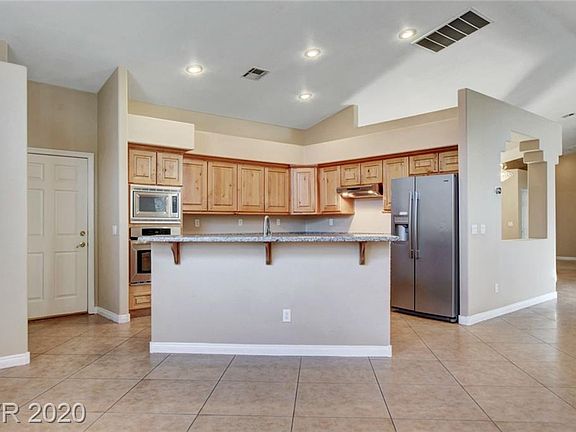 2nd image of 5569 Wild Olive St