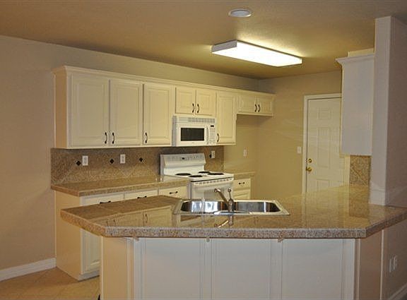 4th image of 150 Hamshire Ln