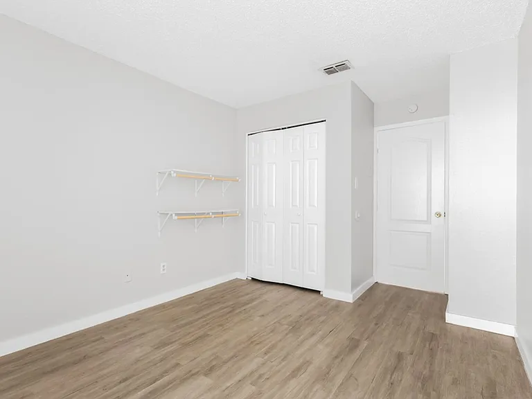 6710 Windsor Holw — Photo 19