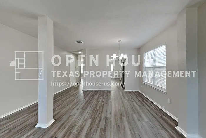 1806 Usher Ct — Photo 8