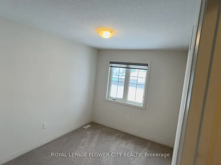 92 Middleton St — Photo 25