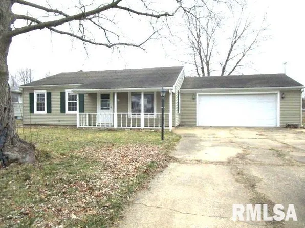 1135 S Main St, Canton, IL 61520