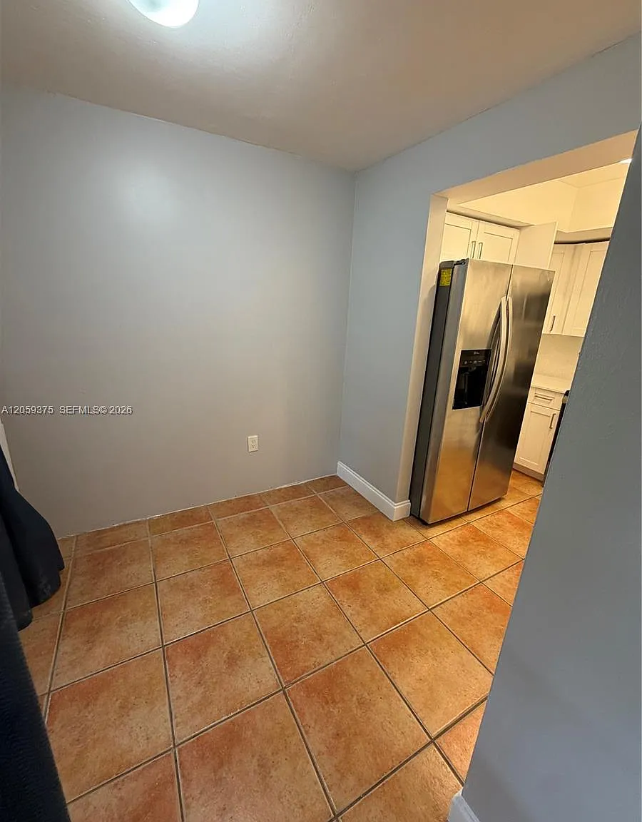 8810 SW 123rd Ct — Photo 4